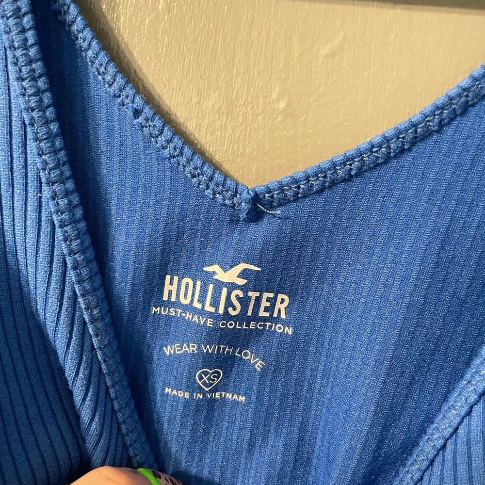 Hollister Blue Ribbed Cropped Tank - Picture 2 of 2